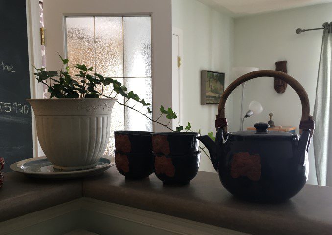 oriental teapot and cups