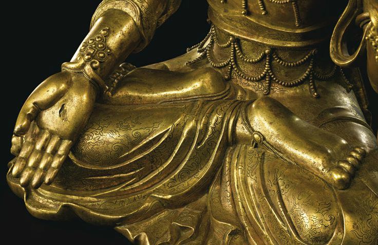 golden buddha statue